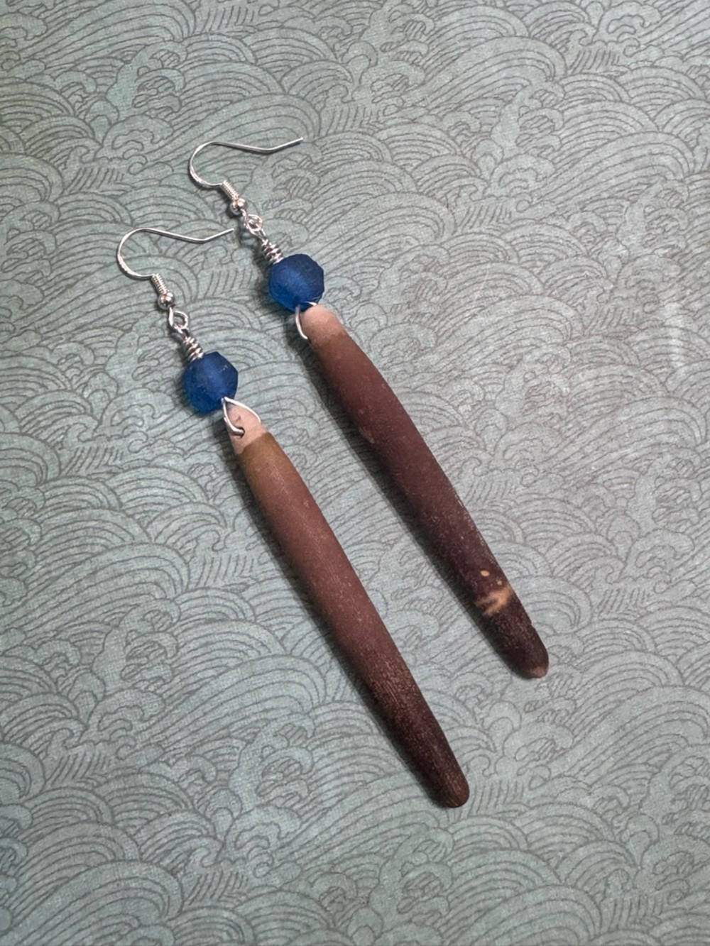 HAWAIIAN WANA (SEA URCHIN) SPIKE EARRINGS - Picture 2 of 7